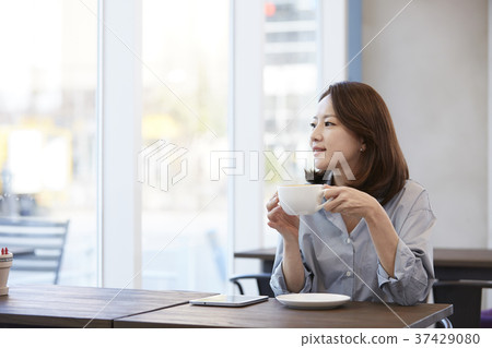 咖啡廳，休息，年輕的女人，韓國人 37429080
