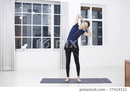 瑜伽，伸展運動，年輕女性，韓國 37429312