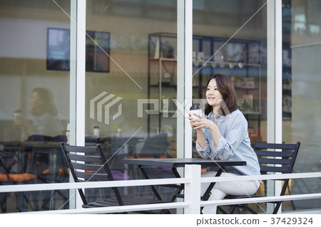 咖啡廳，休息，年輕的女人，韓國人 37429324