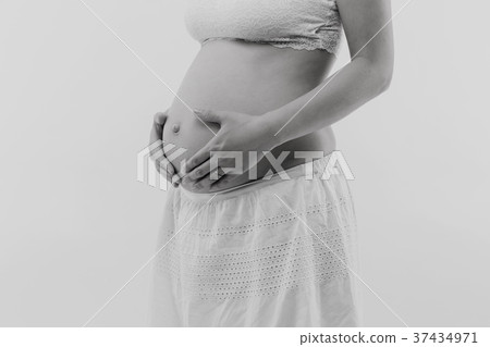 Maternity pregnant women twenties 37434971