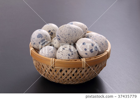 Quail eggs Quail eggs 37435779