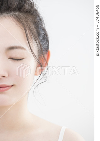 Beauty image 37436459