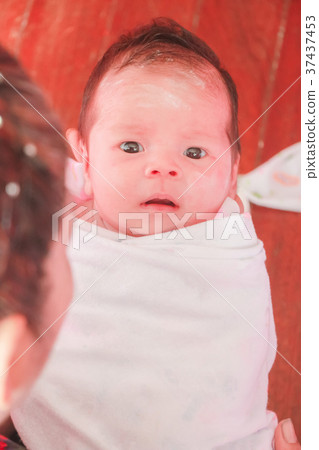 Baby portrait 37437453