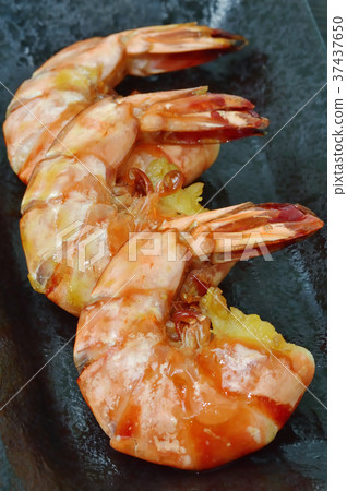 Simmered shrimp 37437650