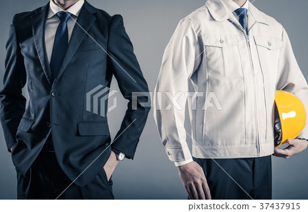 Businessman spot and sales comparison difference 37437915