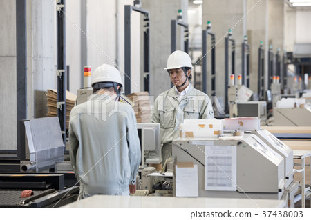Factories and workers 37438003