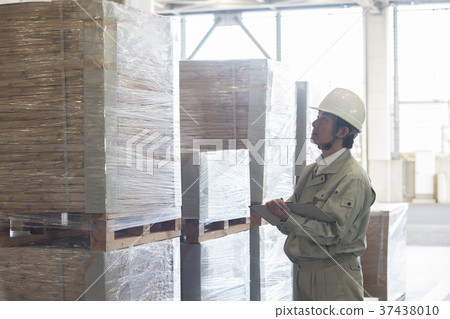 倉庫/工人 37438010