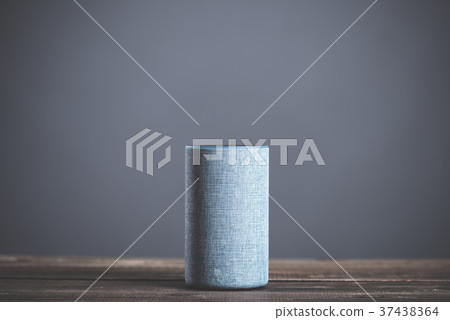 Smart speaker 37438364