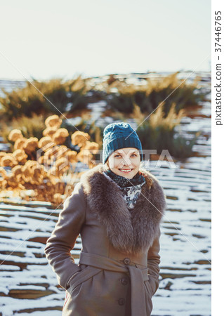 woman in coat woman in coat 37446765