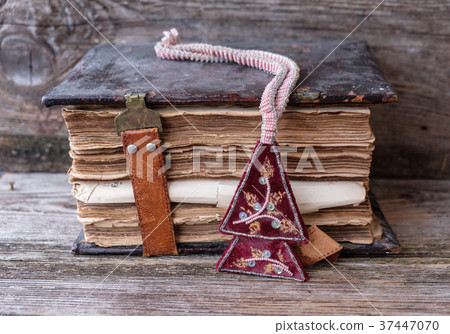 Old Bible on wooden table 37447070
