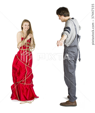 Concept of mesalliance and unequal match. 37447335