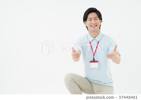 Male staff of polo shirt 37448481