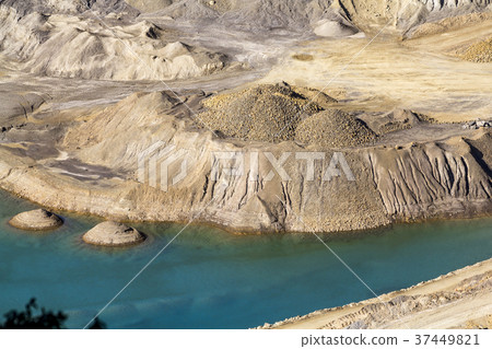 Blue pond in quarry Blue pond in quarry 37449821