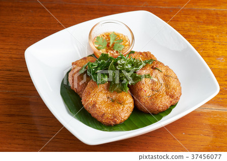 Tot人拉馬泰國食物 37456077