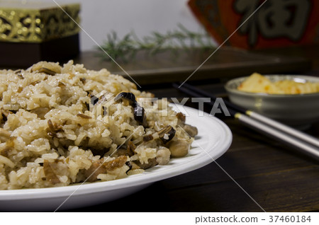 Taiwanese rice with rice 37460184