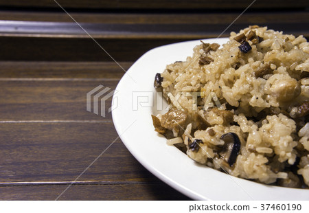 Taiwanese rice with rice 37460190