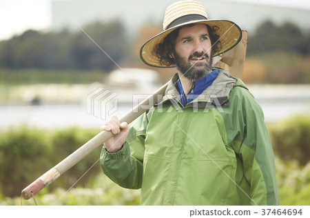 Foreign male with agriculture 37464694