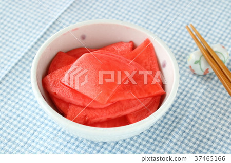 Pickled red turnip Pickled red turnip 37465166