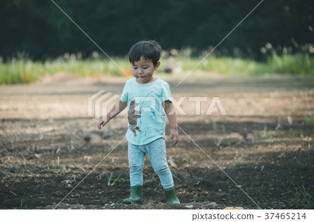 兒童 孩子 小孩 37465214