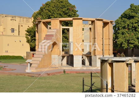 Jantar Mantar Lam Yantra 37465282
