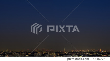 東京夜景（陽光60-東京都政府辦公室 - 天空樹 - 東京塔） 37467250