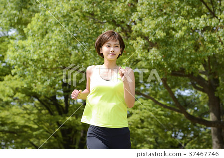 A woman to sport A woman to sport 37467746