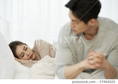 Couple, couple, korean 37468920