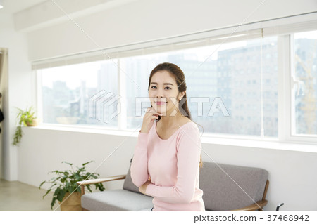 Life, Women, Korean 37468942