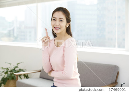 Life, Women, Korean 37469001