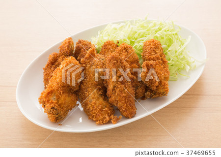 Deep fried oysters Deep fried oysters 37469655
