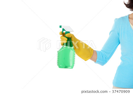 Housemaid with Spray Cleaner Housemaid with Spray Cleaner 37470909