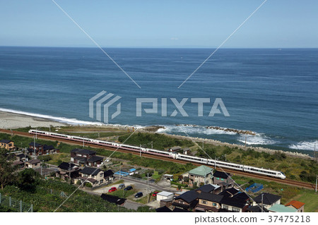 Is the 681 series running behind the Sea of Japan? 2013/10/14 37475218