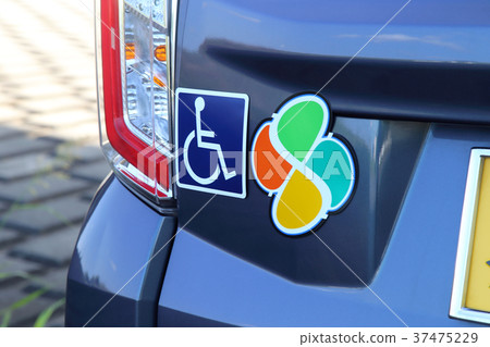 Elderly person mark, disabled person mark Elderly person mark, disabled person mark 37475229