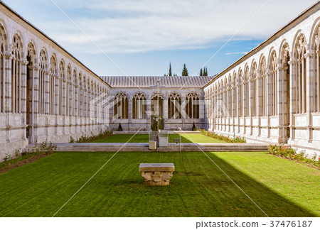 Camposanto courtyard - Pisa Camposanto courtyard - Pisa 37476187