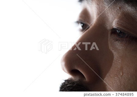 中年男性 中年男性 37484895