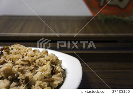 Taiwanese rice with rice 37485390