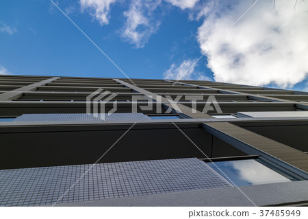 Cityscape of the city Cityscape of the city 37485949