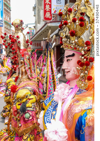 Temple fair 37490448