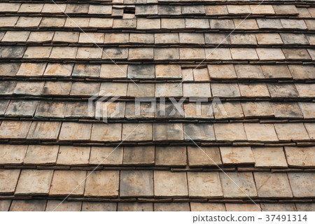 Ancient tile roof Ancient tile roof 37491314