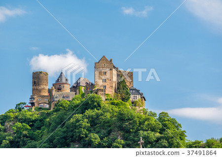 Schonburg Castle at Rhine Valley 37491864