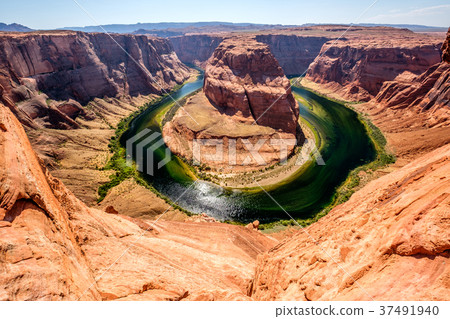 Horseshoe Bend on Colorado River 37491940
