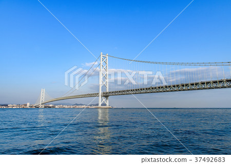 明石海峽大橋藍天 明石海峽大橋藍天 37492683