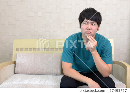 Dissatisfied look men 37495757