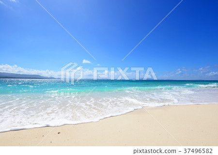 Beautiful beach of Okinawa Beautiful beach of Okinawa 37496582