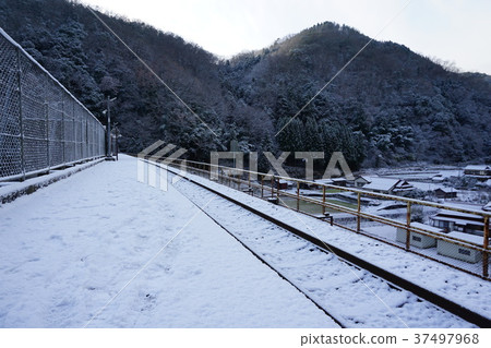 Utsui Station's Home 37497968