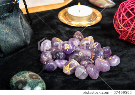 Magic runes of stone 37499593