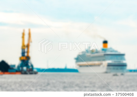 White cruise liner - blurred image White cruise liner - blurred image 37500408