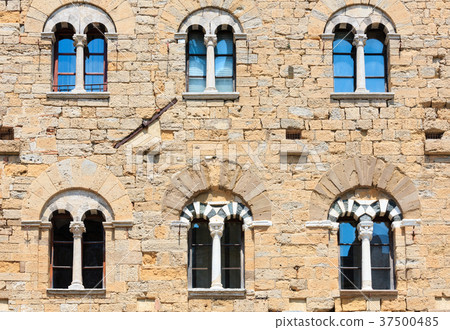 Volterra Palazzo dei Priori, Tuscany, Italy 37500485