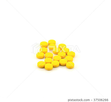 pill on white background  37506266