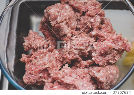 Meat stuffing for making meatballs Meat stuffing for making meatballs 37507624